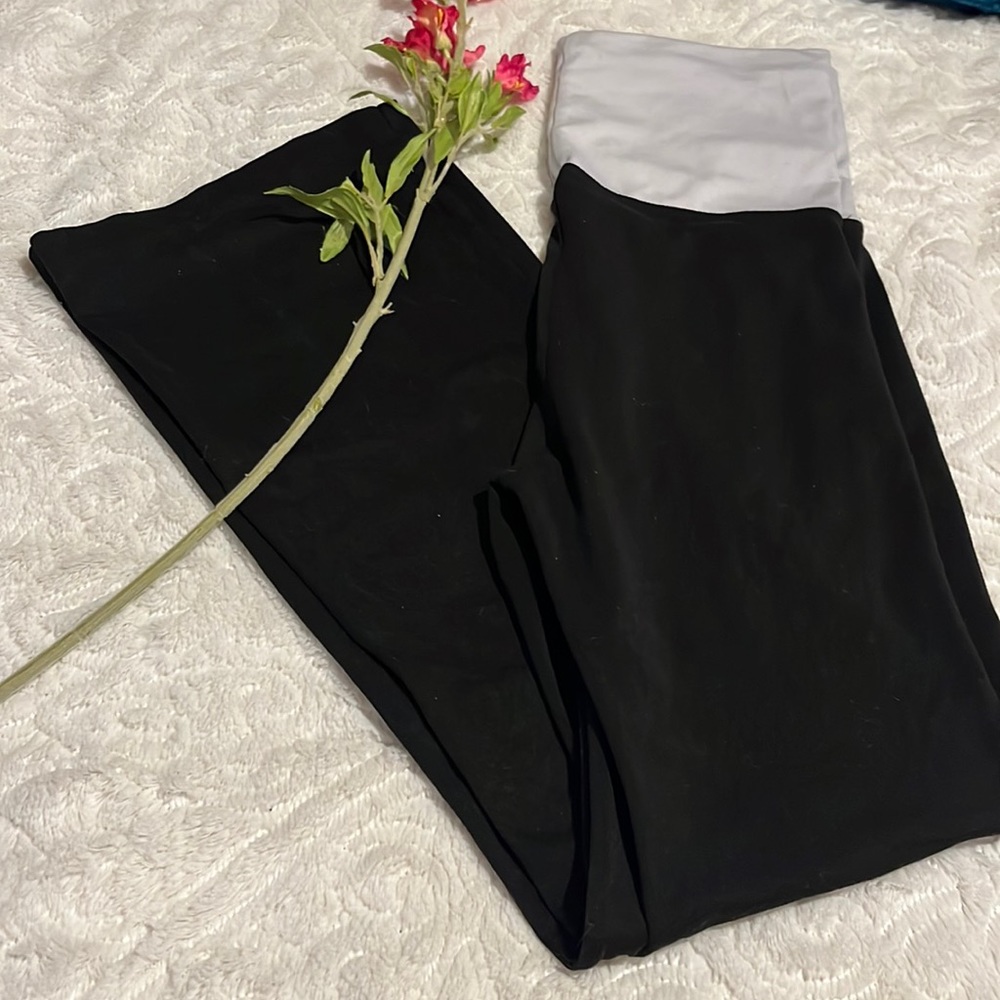 BALLY TOTAL FITNESS YOGA PANTS SIZE XS 0-2